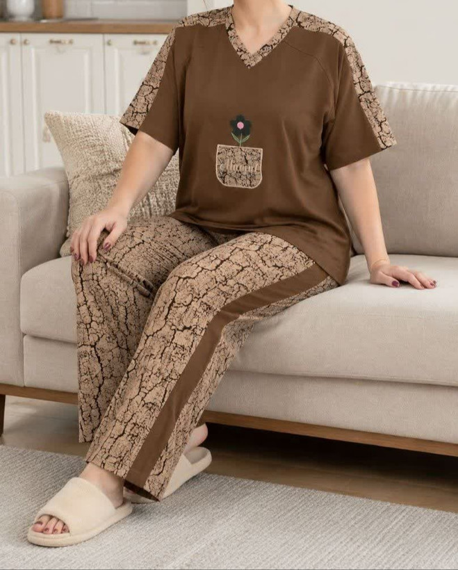 ست تیشرت و شلوار قواره دار تک گل